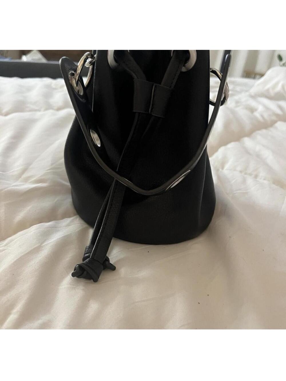 Forever 21 drawstring bag